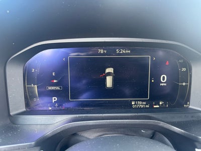2025 Mitsubishi Outlander Base