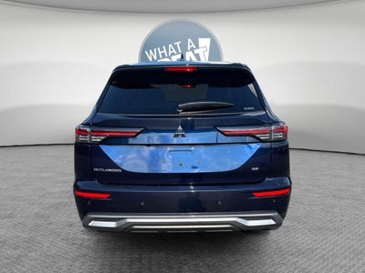 2025 Mitsubishi Outlander Base