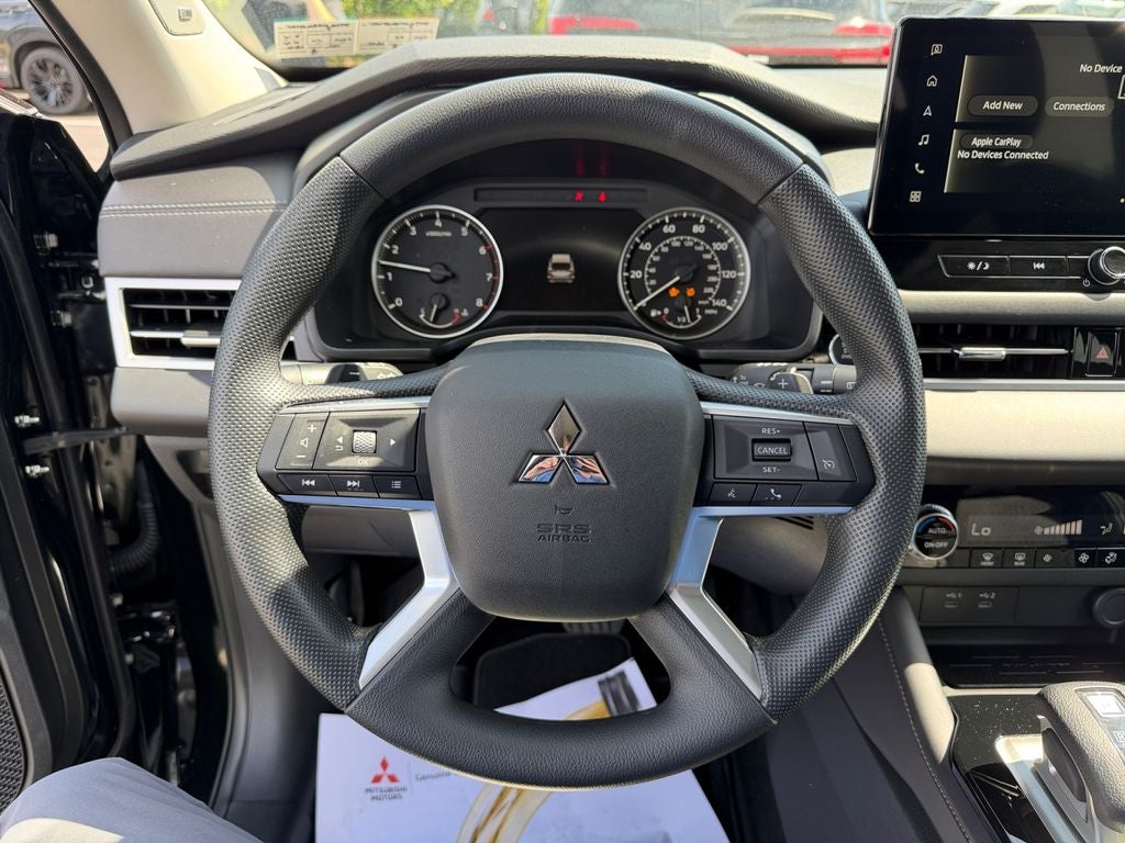 2026 Mitsubishi Outlander ES