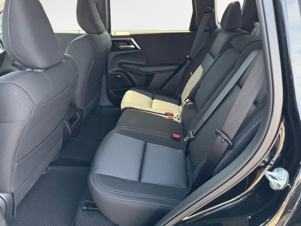 2026 Mitsubishi Outlander ES