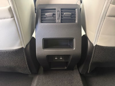 2026 Mitsubishi Outlander Base