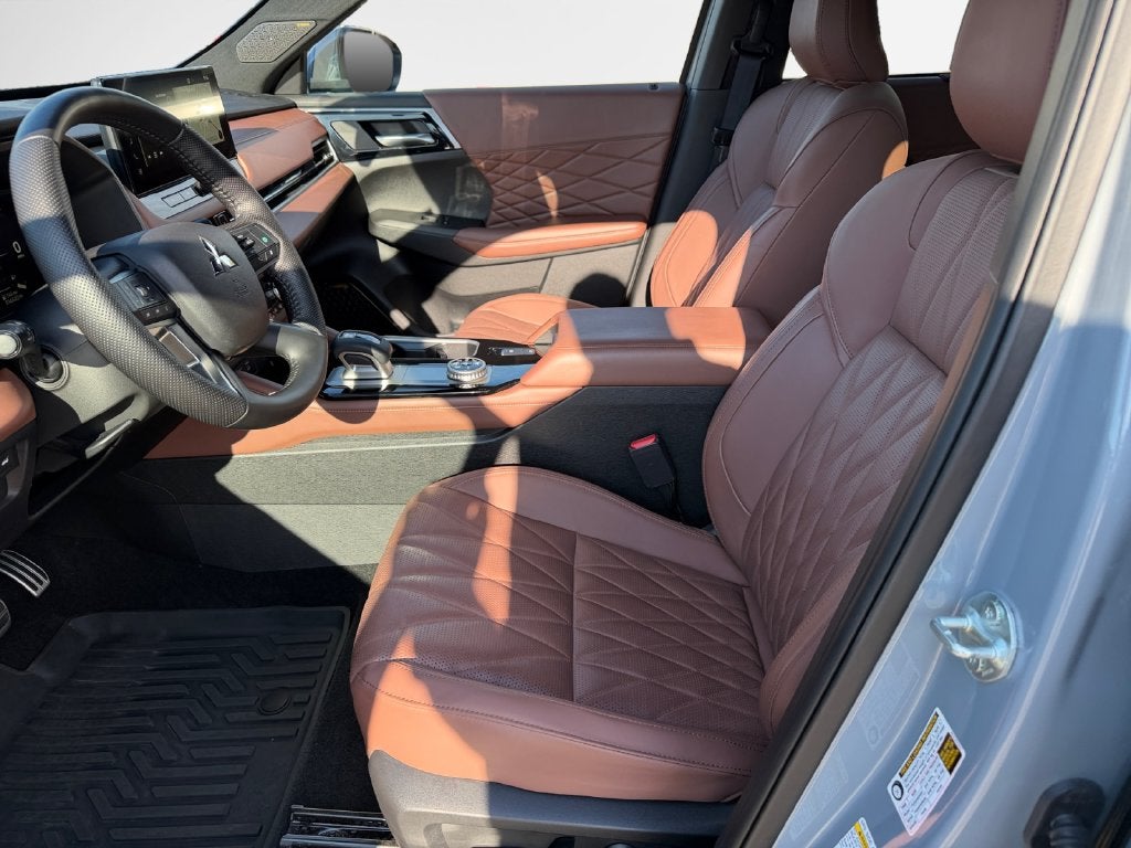 2025 Mitsubishi Outlander SEL