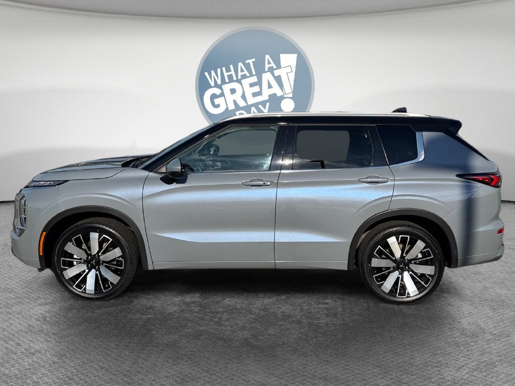 2025 Mitsubishi Outlander SEL
