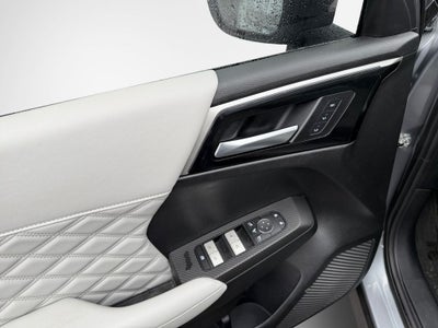 2024 Mitsubishi Outlander SEL