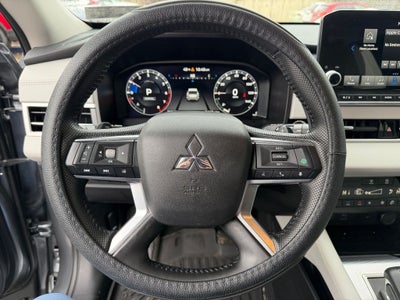 2024 Mitsubishi Outlander SEL