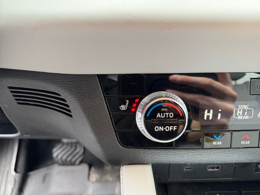 2024 Mitsubishi Outlander SEL