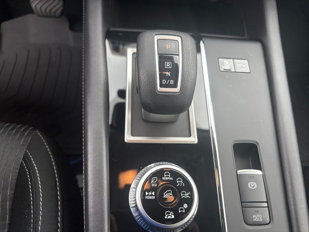 2025 Mitsubishi Outlander PHEV ES
