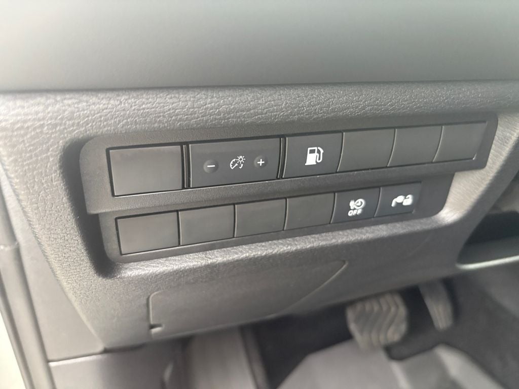 2025 Mitsubishi Outlander PHEV ES