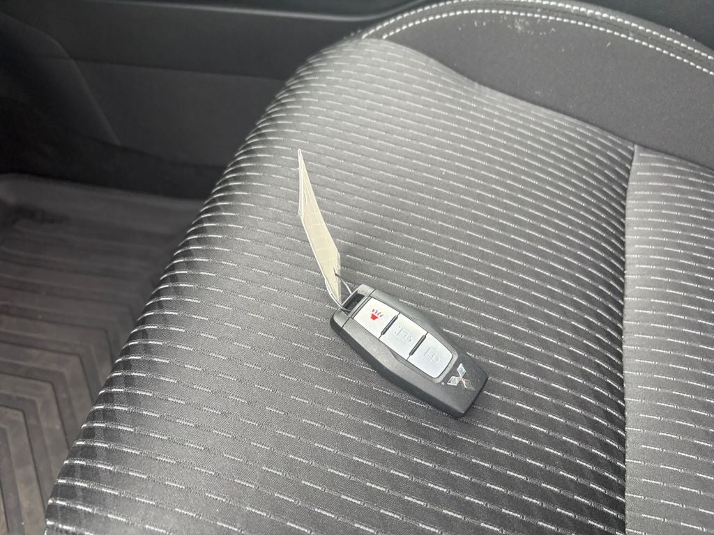 2025 Mitsubishi Outlander PHEV ES