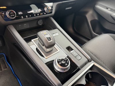 2025 Mitsubishi Outlander PHEV ES
