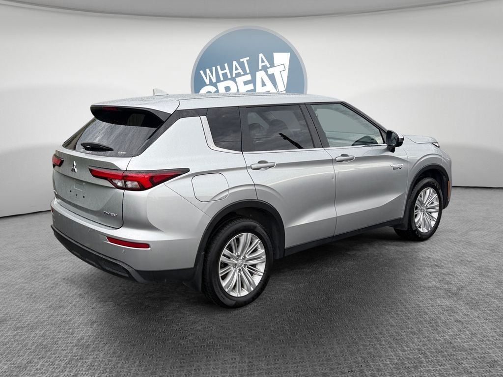 2025 Mitsubishi Outlander PHEV ES