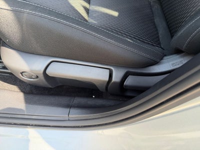 2025 Mitsubishi Outlander PHEV ES