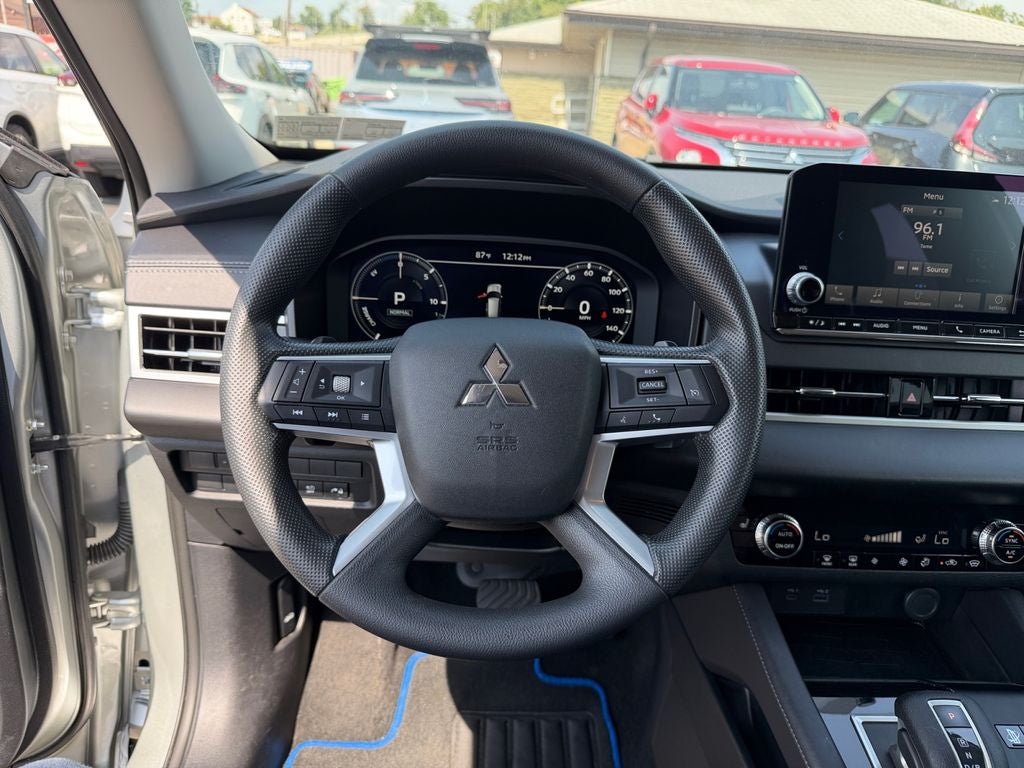 2025 Mitsubishi Outlander PHEV ES