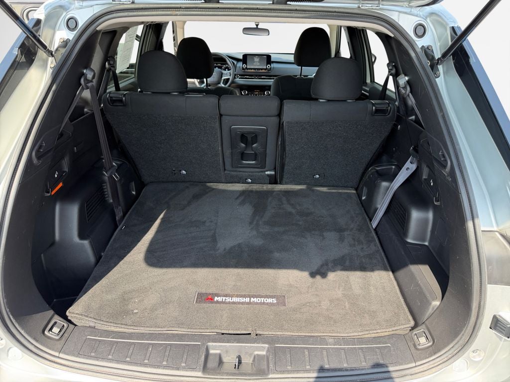 2025 Mitsubishi Outlander PHEV ES