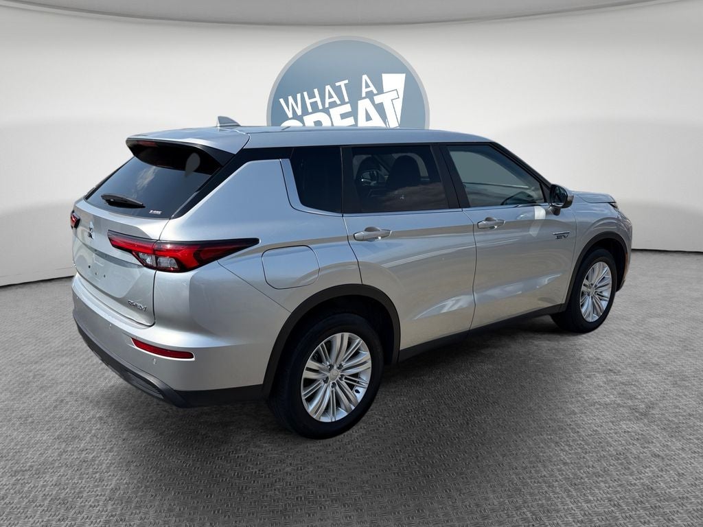 2025 Mitsubishi Outlander PHEV ES