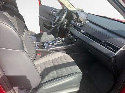 2025 Mitsubishi Outlander PHEV SE
