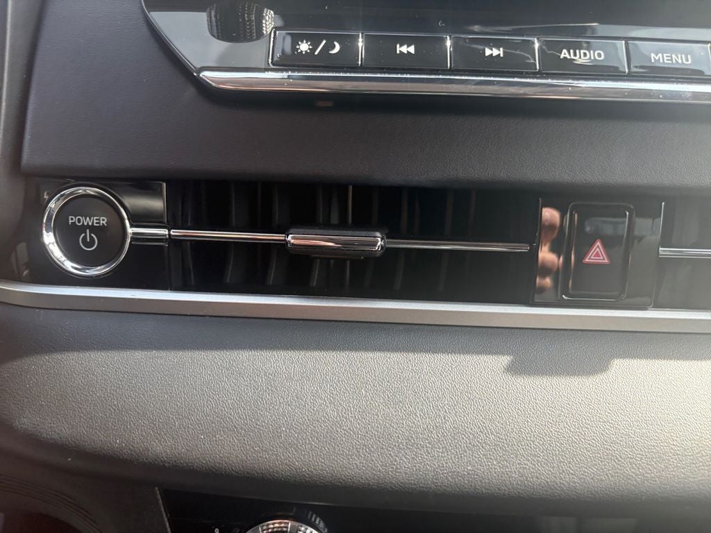 2025 Mitsubishi Outlander PHEV SE