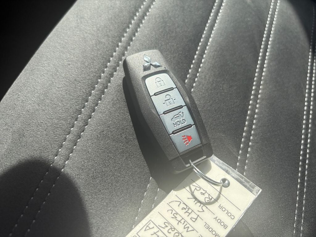2025 Mitsubishi Outlander PHEV SE