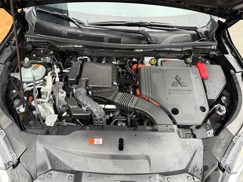 2025 Mitsubishi Outlander PHEV SE