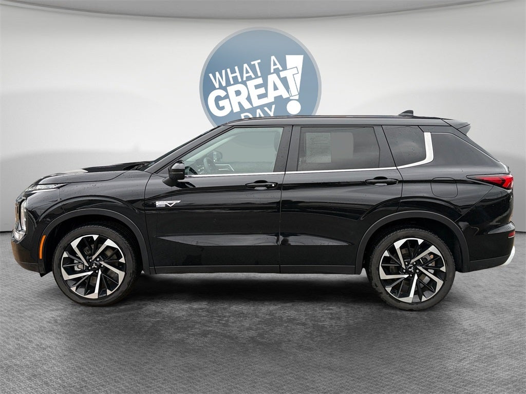 2025 Mitsubishi Outlander PHEV SE