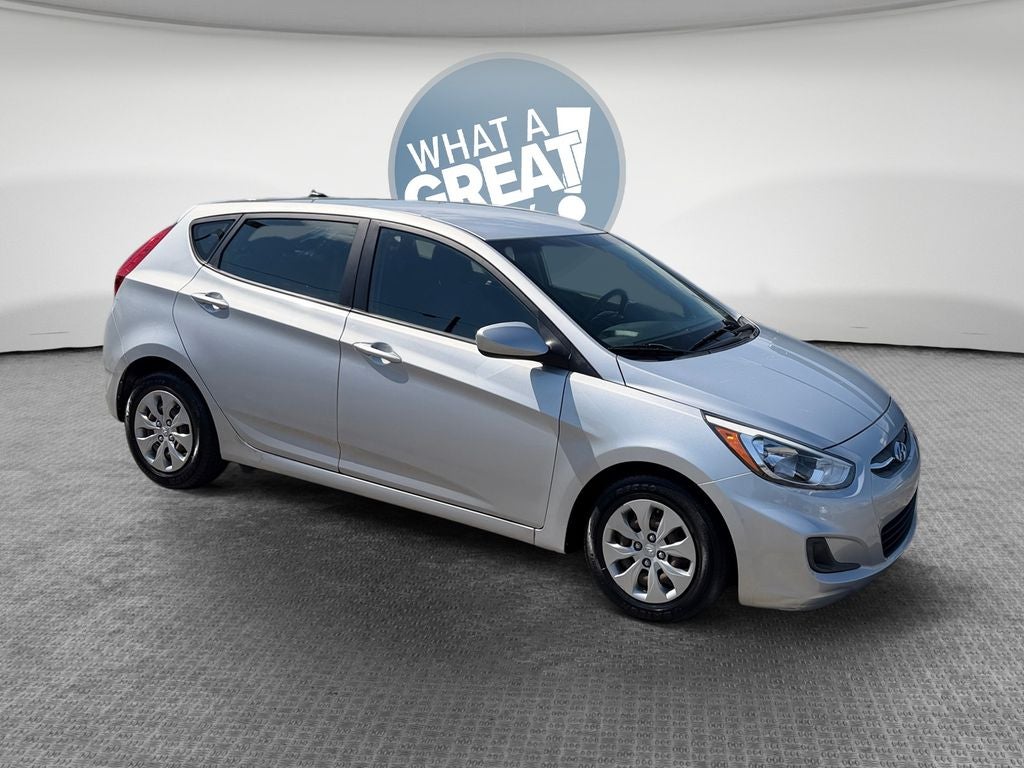 2017 Hyundai Accent SE 5-Door 6-Speed Automatic's photo