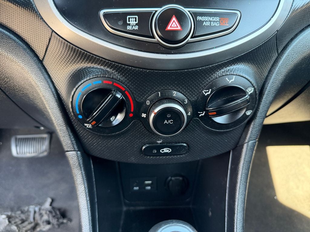 2017 Hyundai Accent SE