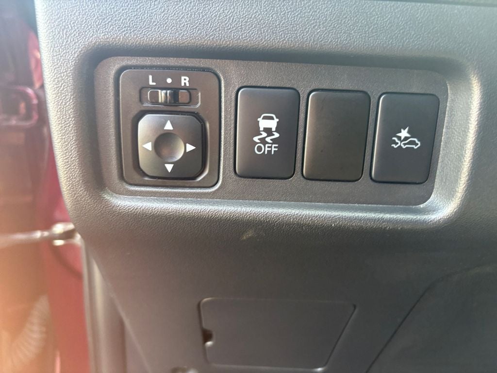 2022 Mitsubishi Mirage ES